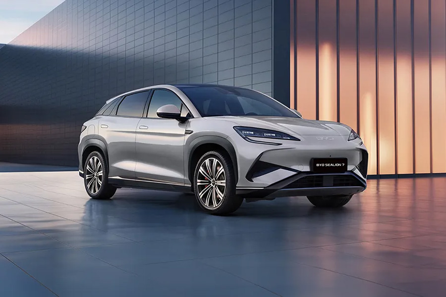 BYD Sealion 7